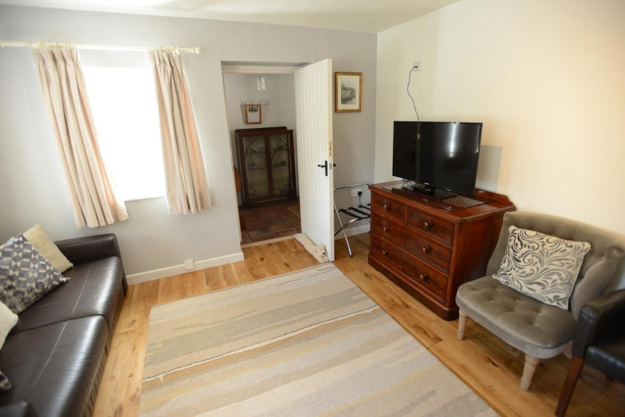 Rose Farm Bed & Breakfast Honiton Eksteriør bilde